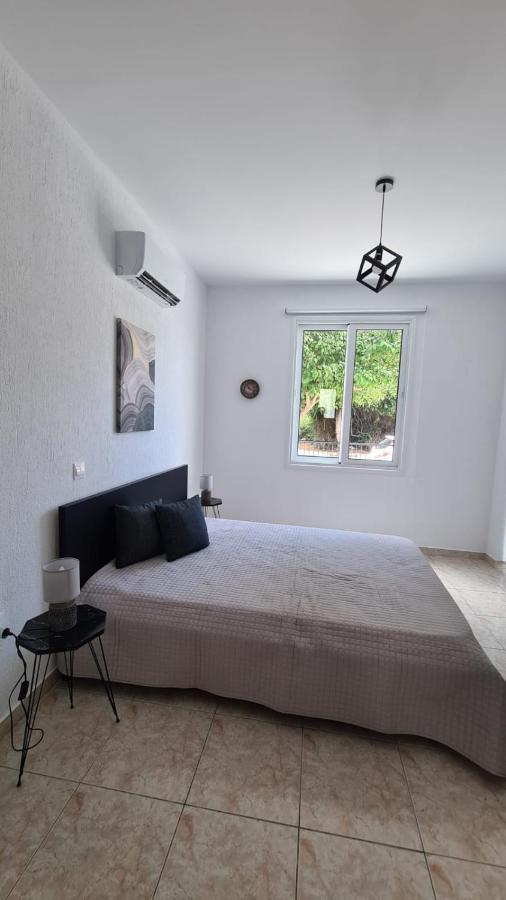 Laertis Apartments - By Imh Travel & Tours Paphos Eksteriør billede