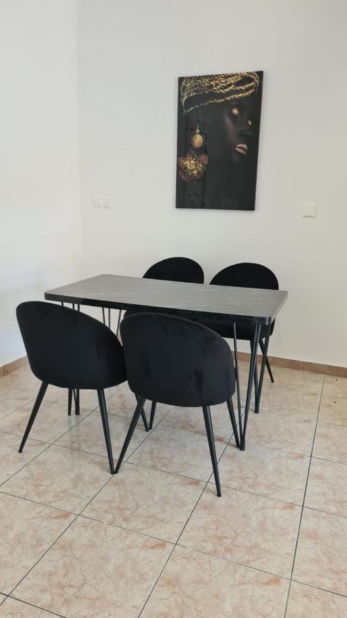 Laertis Apartments - By Imh Travel & Tours Paphos Eksteriør billede