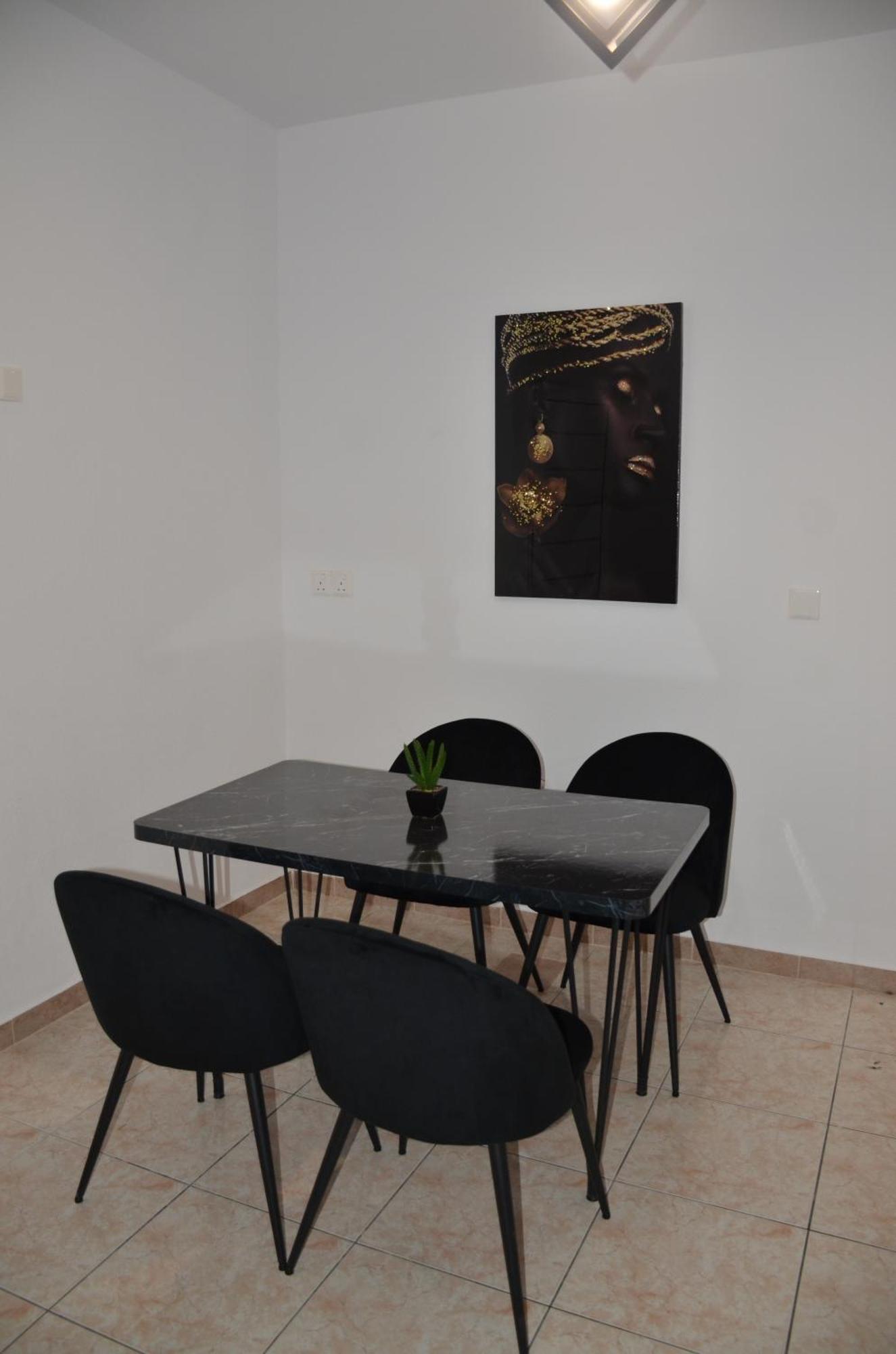 Laertis Apartments - By Imh Travel & Tours Paphos Eksteriør billede