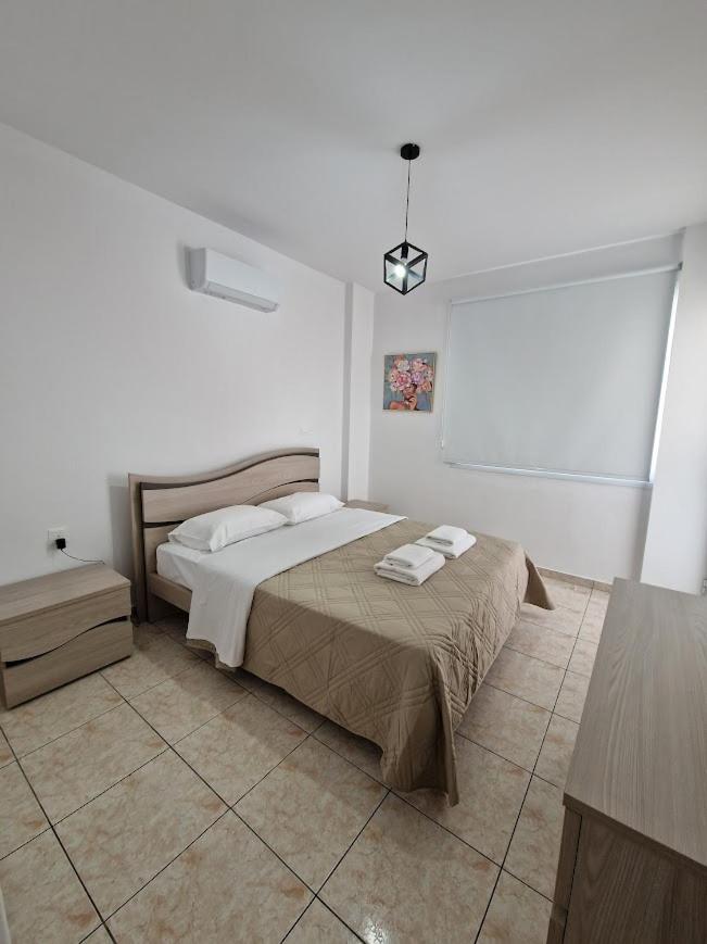Laertis Apartments - By Imh Travel & Tours Paphos Eksteriør billede